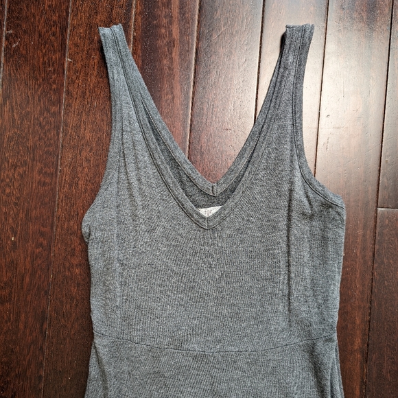 Lou & Grey V-Neck A-line Maxi Dress - Picture 3 of 4